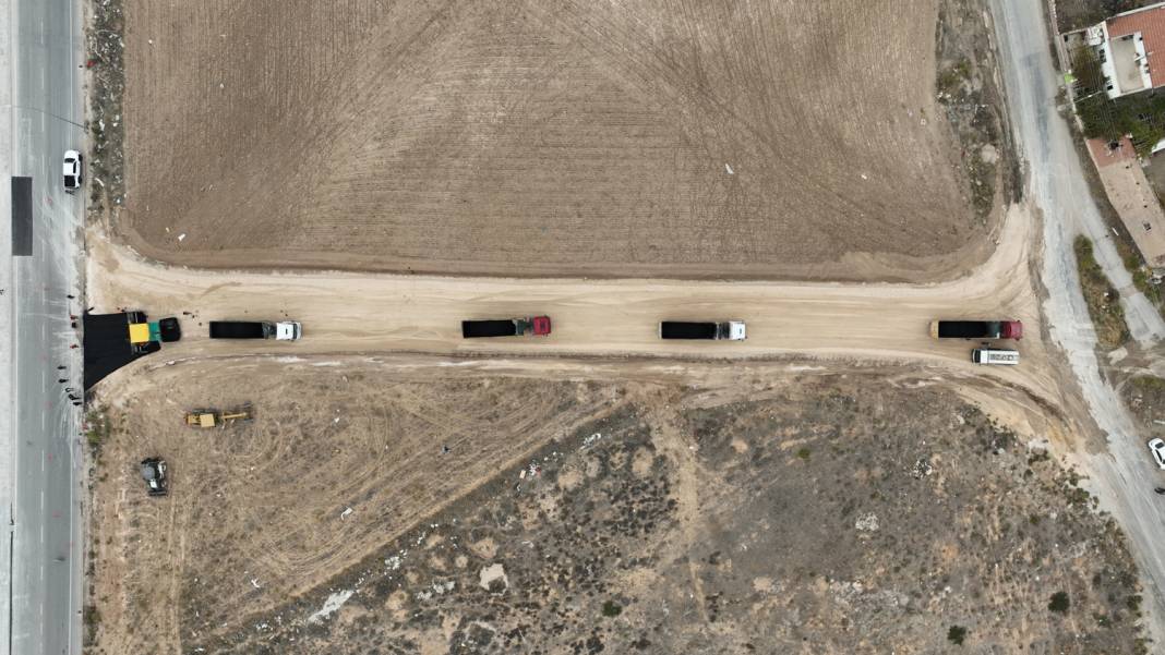 Konya’nın en büyük mahallesinde ulaşım konforu arttı 3